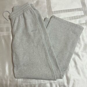 Aritzia Boyfriend Cozy Fleece Sweatpants (Heather Gray$
